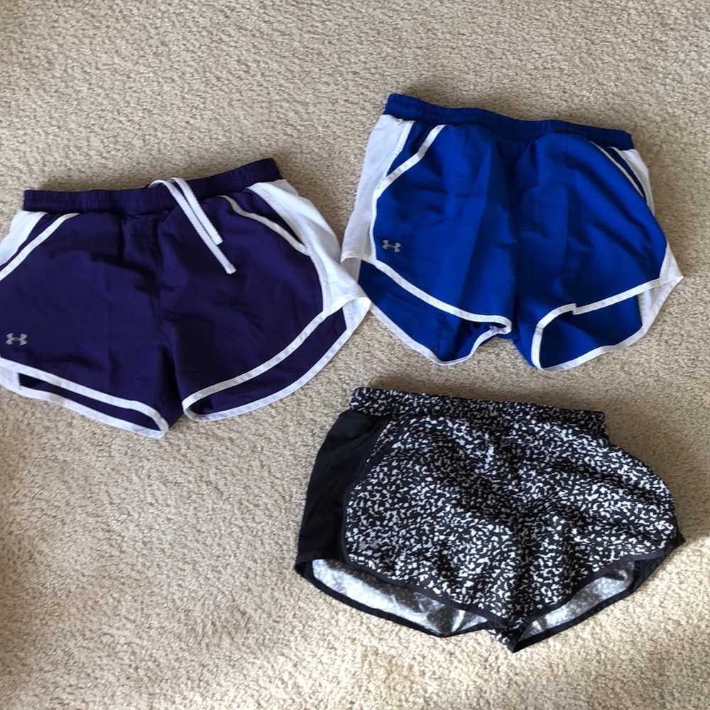 Under Armour running short bundle